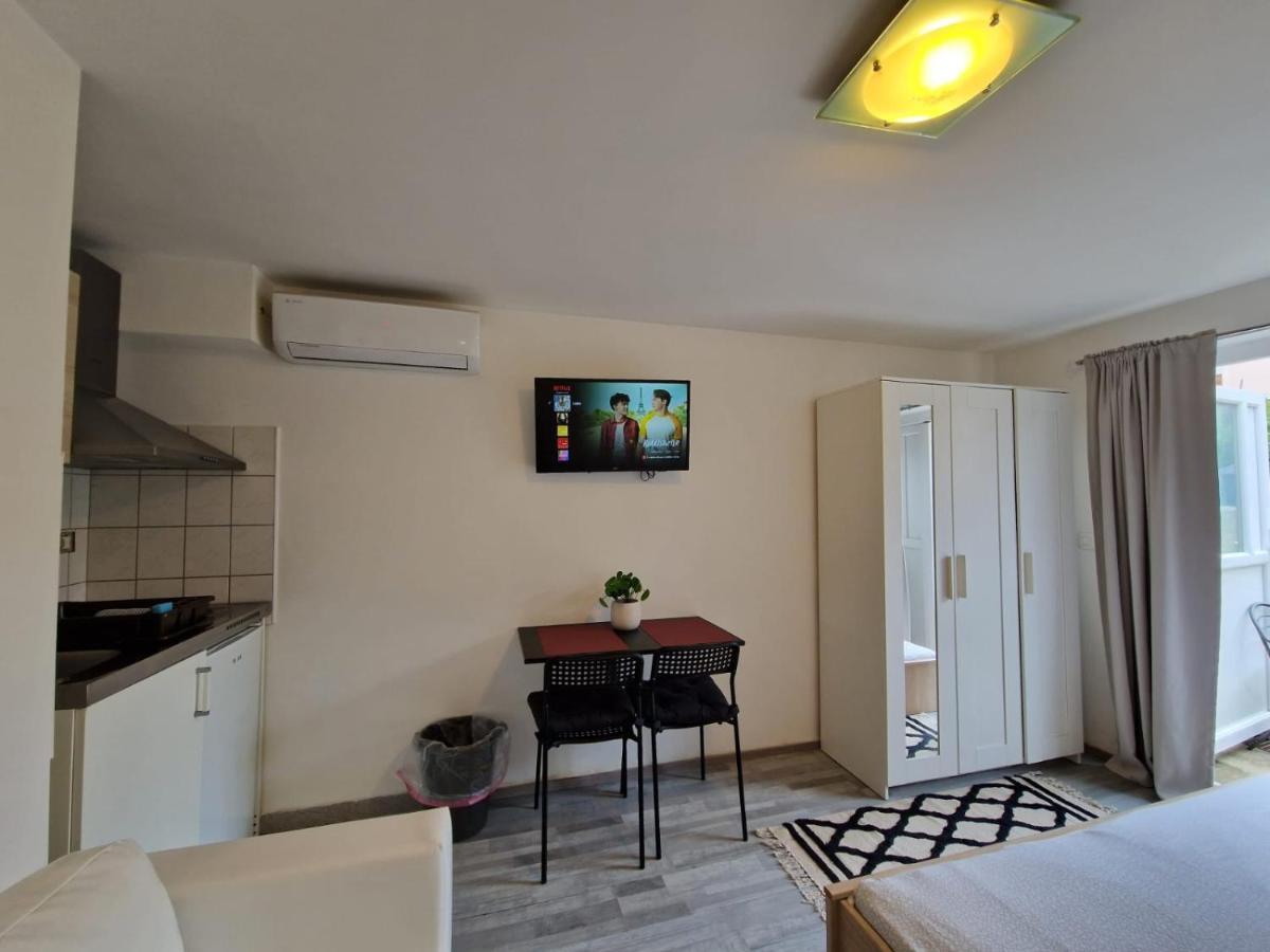 Apartments Luigi Umag Buitenkant foto